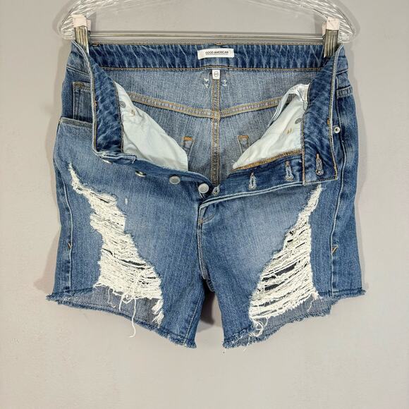Good American The Bombshell Ripped Cutoff Denim Shorts - Picture 3 of 7